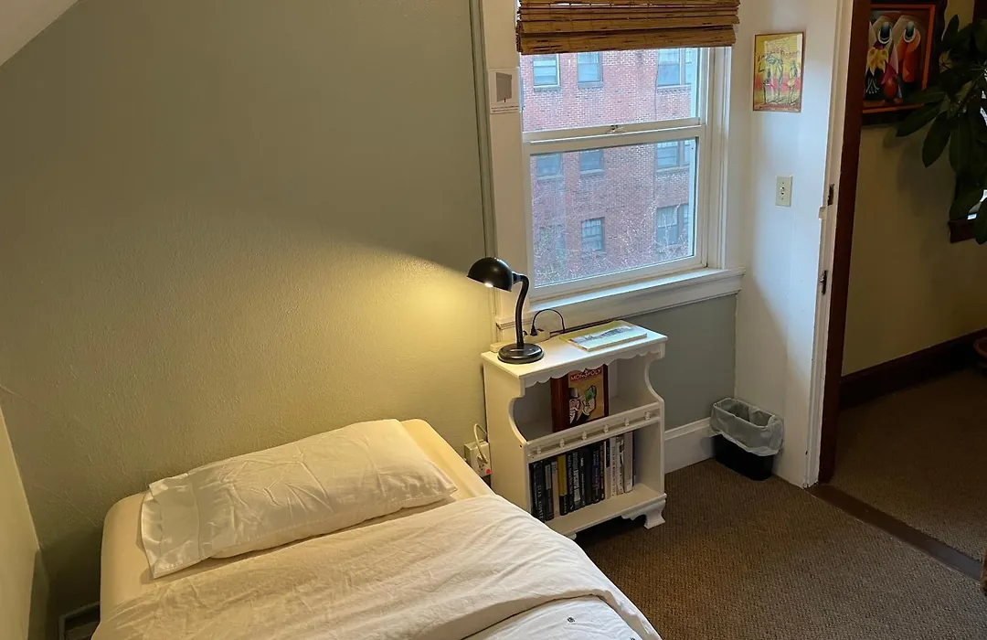 Portland International Guesthouse-1