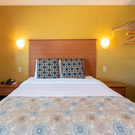 Nordic Inn And Suites-2